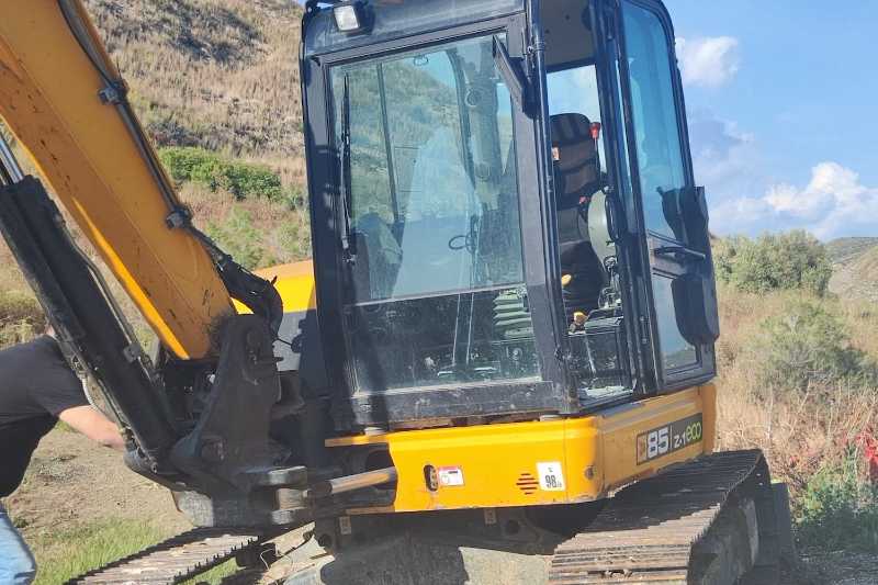 OmecoHub - Immagine JCB 85Z-1